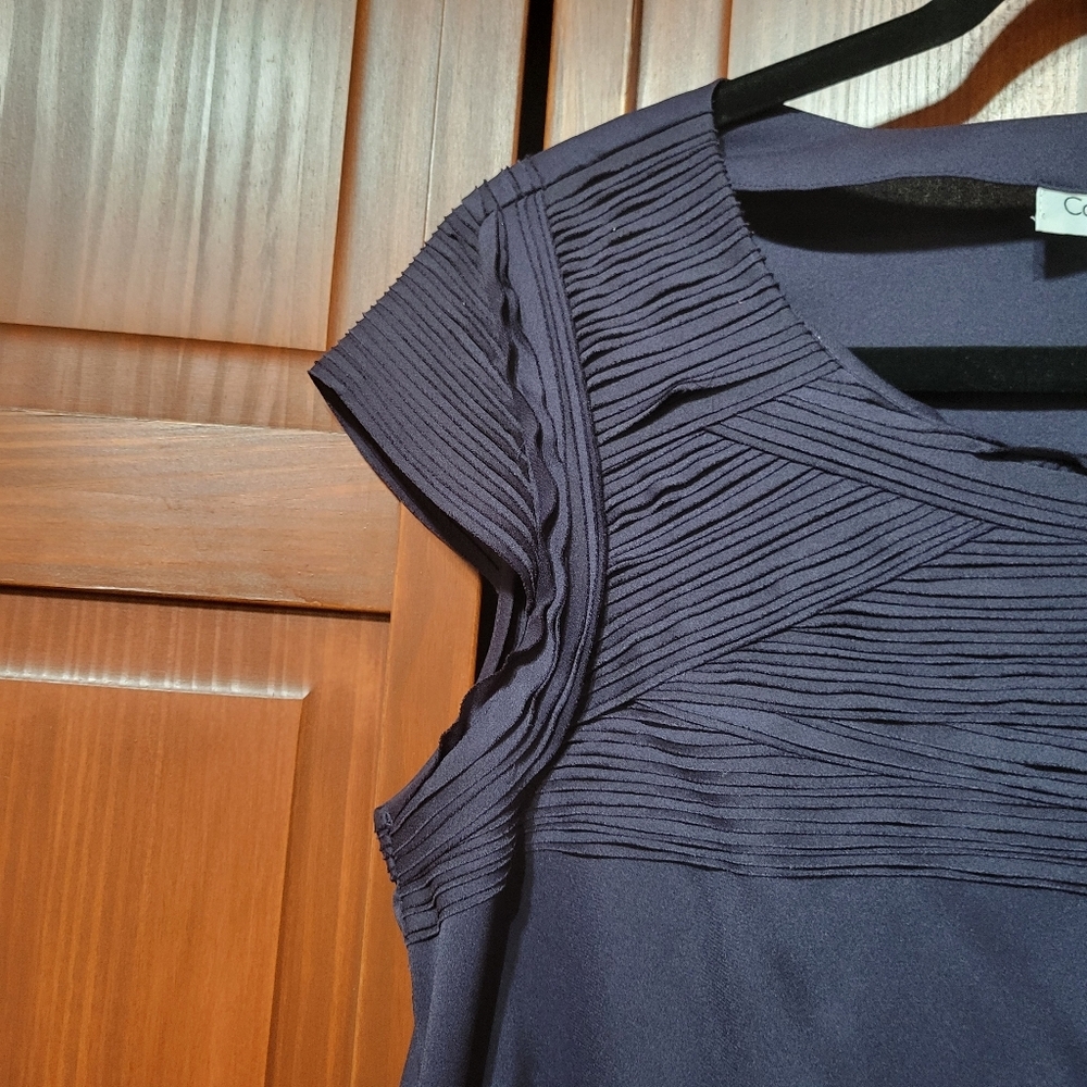 Calvin Klein Ruffle Cap Sleeve Round Neck Black Lightweight Top | Small - Picture 5 of 9